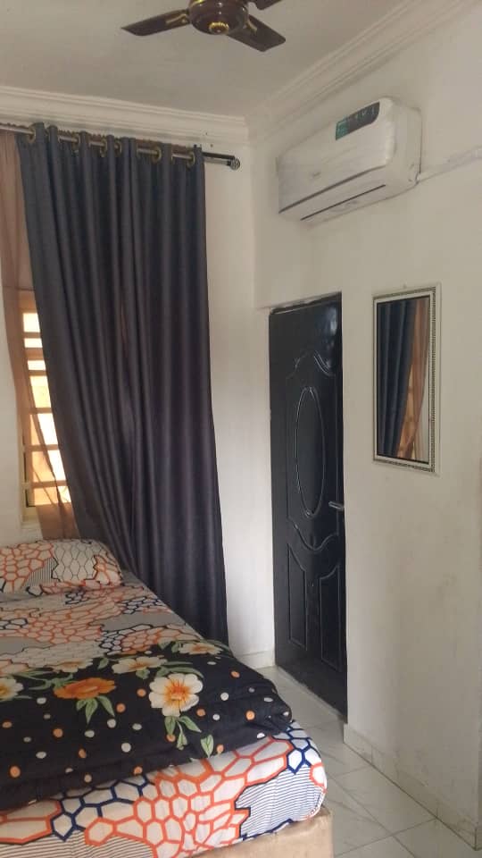 White house hotel Eputu